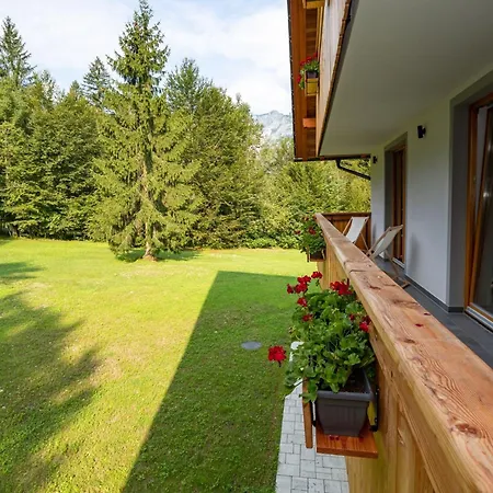 The Woodland Nook - Classic Two Bedroom With Balcony Bohinj