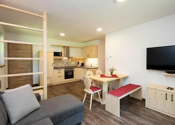 The Woodland Nook - Classic Two Bedroom With Balcony Apartment Bohinj