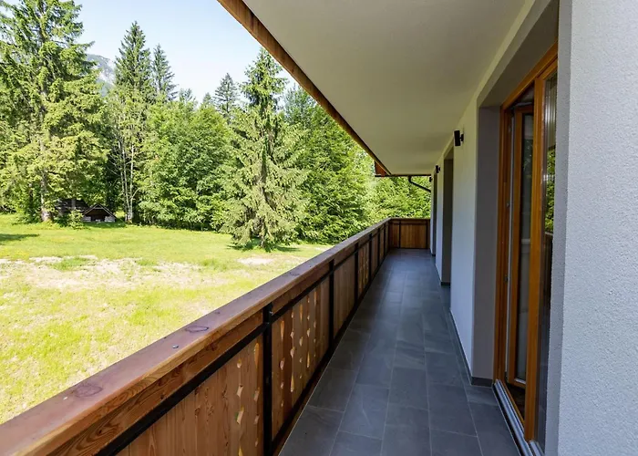 The Woodland Nook - Classic Two Bedroom With Balcony * Bohinji-tó